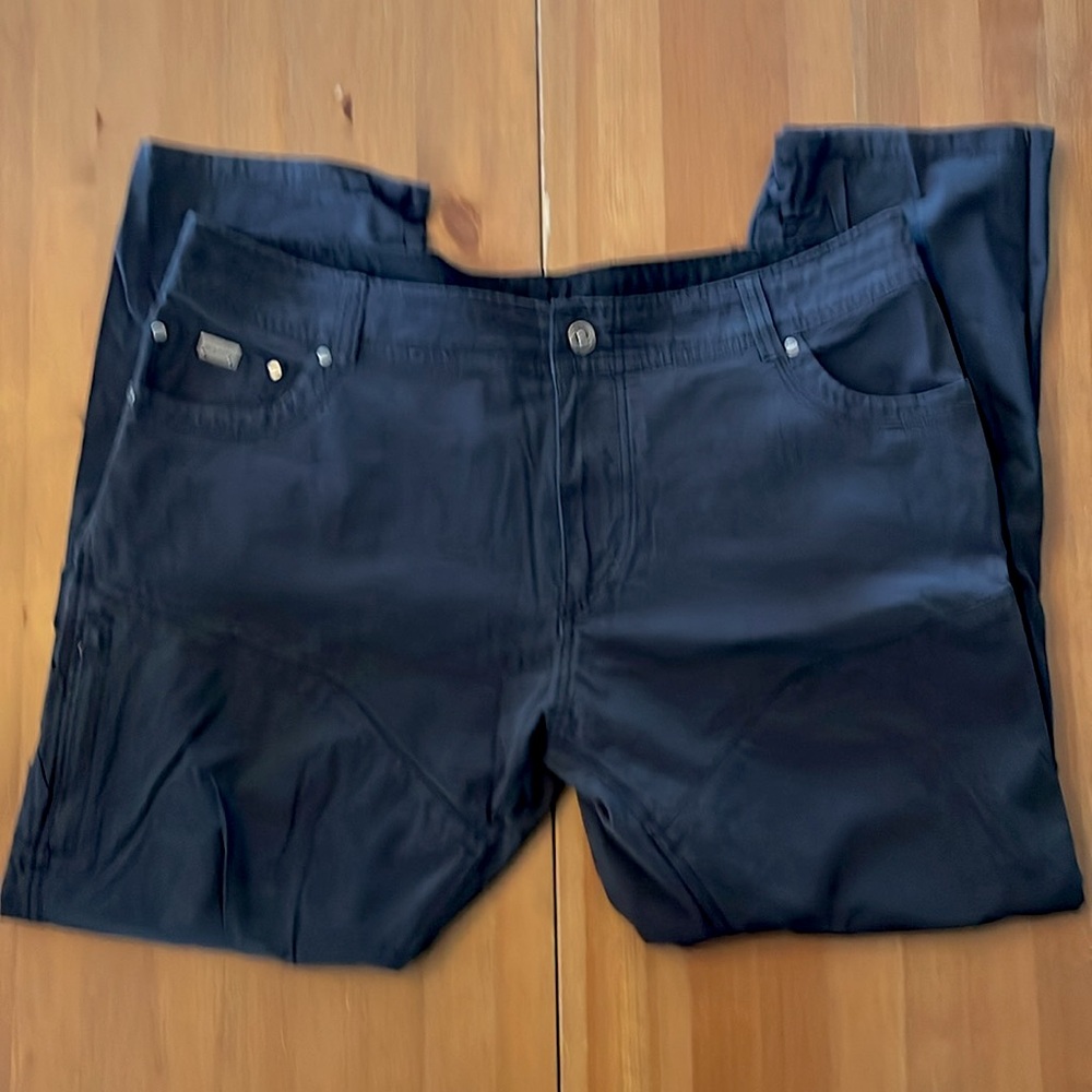 KUHL - Mens Cargo Pants - Vented Knee & Crotch - Charcoal - W40 L30